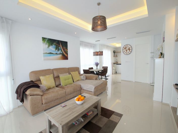 Image No.17-3 Bed Villa for sale