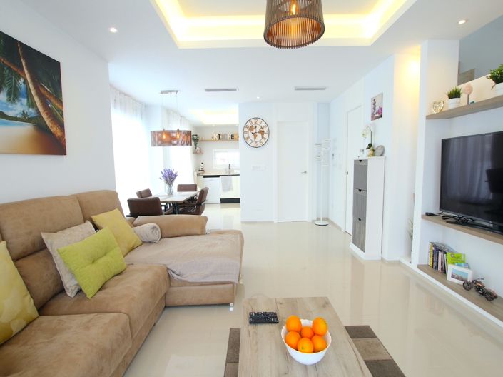 Image No.18-3 Bed Villa for sale