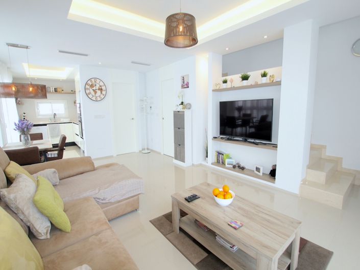 Image No.19-3 Bed Villa for sale