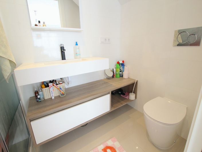 Image No.26-3 Bed Villa for sale