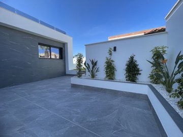 48880fabulous3bedroomdetachedvillakeyready240