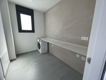 48880fabulous3bedroomdetachedvillakeyready240