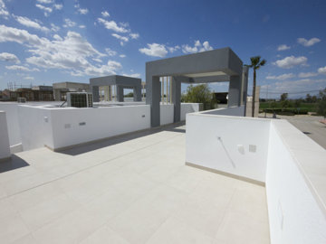 48892stylish2bedroomtopfloorapartmentsvillage