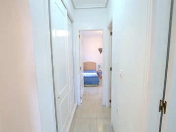 48895charming2bedtopfloorapartmentwithsaltlak