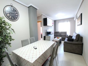 48906roomy2bedapartmentwithaprivatesolariumse