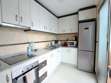 48906roomy2bedapartmentwithaprivatesolariumse