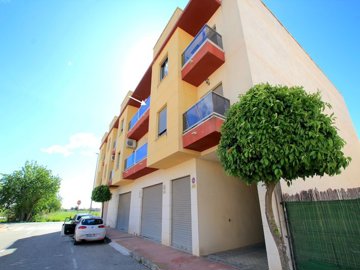 48906roomy2bedapartmentwithaprivatesolariumse