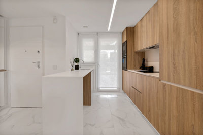 48911apartments500mfromthebeach23042516525575