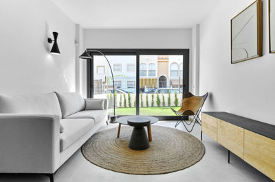 48910topfloorapartments250mfromthebeach230425