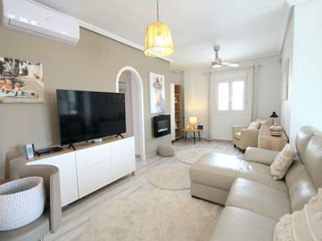 48932beautifullypresenteddetachedvillalomasde