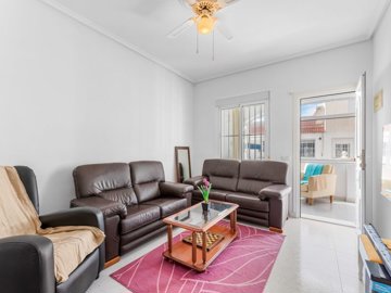 48937semidetachedhousewithprivatepoolinciudad