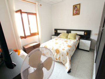 48936charmingsemidetachedpropertywithprivatep