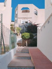 48938charming1bedroomgardenapartment060525110