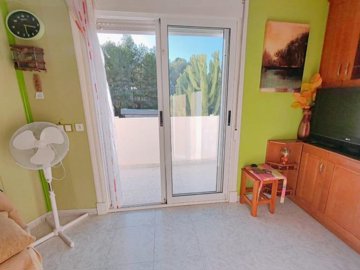 48938charming1bedroomgardenapartment060525110