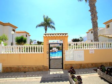 48945stylish3bedroomtownhouseinresidentialins