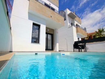 48947luxury3bedroomlakesidevillawithstunningv