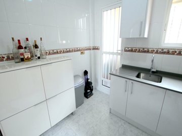 48952delightful2bedroompenthouseapartmentresp