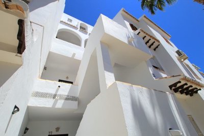 48961fabulousonebedroomapartmentoverlookingth