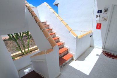 48961fabulousonebedroomapartmentoverlookingth