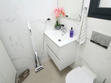 48965luxurysouthfacingattachedvillawithprivat