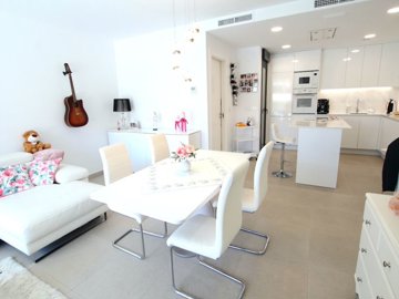 48965luxurysouthfacingattachedvillawithprivat