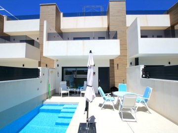 48965luxurysouthfacingattachedvillawithprivat