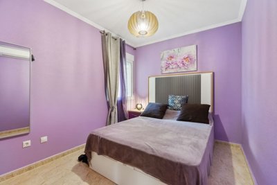 48969groundfloorapartmentwithoutsidespacewalk