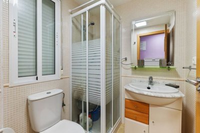 48969groundfloorapartmentwithoutsidespacewalk