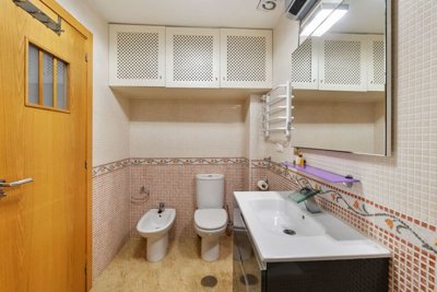 48969groundfloorapartmentwithoutsidespacewalk