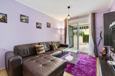48969groundfloorapartmentwithoutsidespacewalk