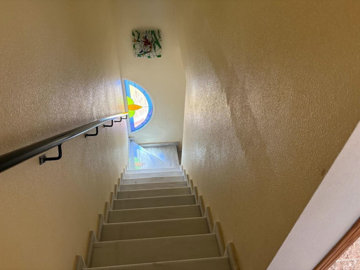 48968wonderful3bedtownhousewithuseof2communal