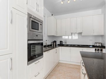 48976sleek3bedroomdetachedvillainlosbalcones2