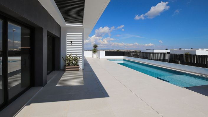 Image No.4-4 Bed Villa for sale