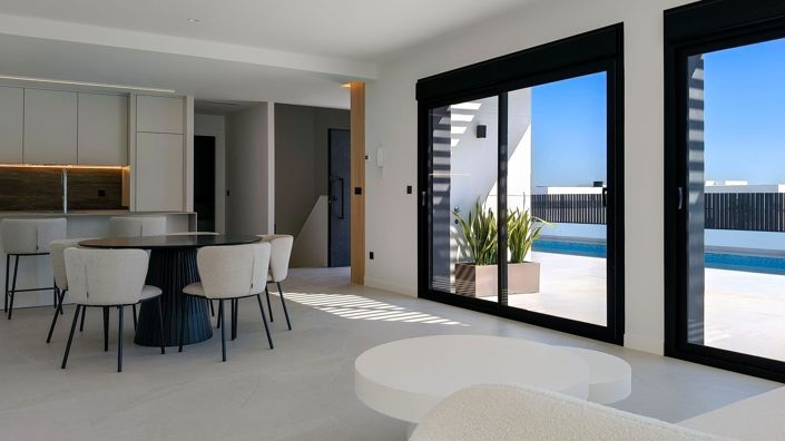 Image No.9-4 Bed Villa for sale