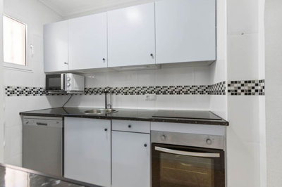 49009penthouse10minutesfromthebeach2705251639