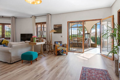 49008beautifulvillainciudadquesada27052515555