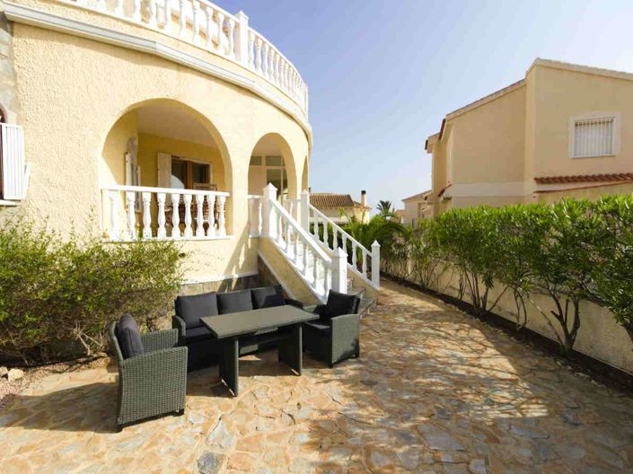 Image No.2-5 Bed Villa for sale