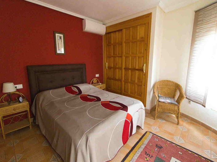 Image No.29-5 Bed Villa for sale