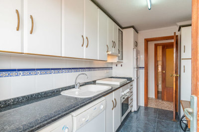 49000large3bedroomapartmentclosetoplayadelosn