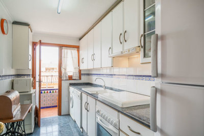 49000large3bedroomapartmentclosetoplayadelosn