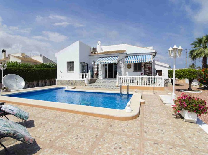 Image No.1-Villa de 3 chambres à vendre à San Luis