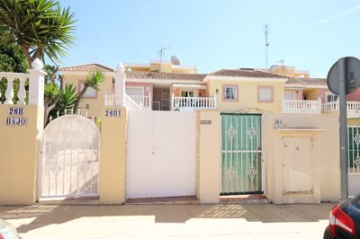 489982bedroomtopfloorapartmentwithaprivatesol