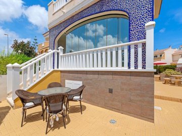 49010luxury3bedroomsemidetachedpropertyinresa