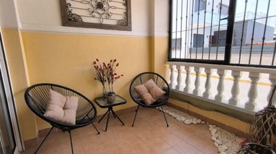 490172bedroomgroundfloorapartmentwithsecurepa