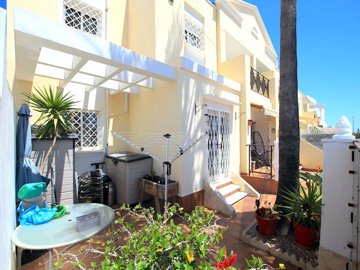 49024fabulous3bedsemidetachedpropertywithuseo