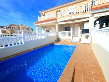 49025sundrenched3bedtownhousewithaprivatepool