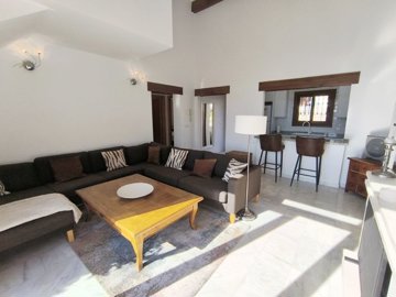49023twobedroomlolastylebungalowonlafincagolf