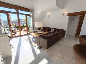 49023twobedroomlolastylebungalowonlafincagolf