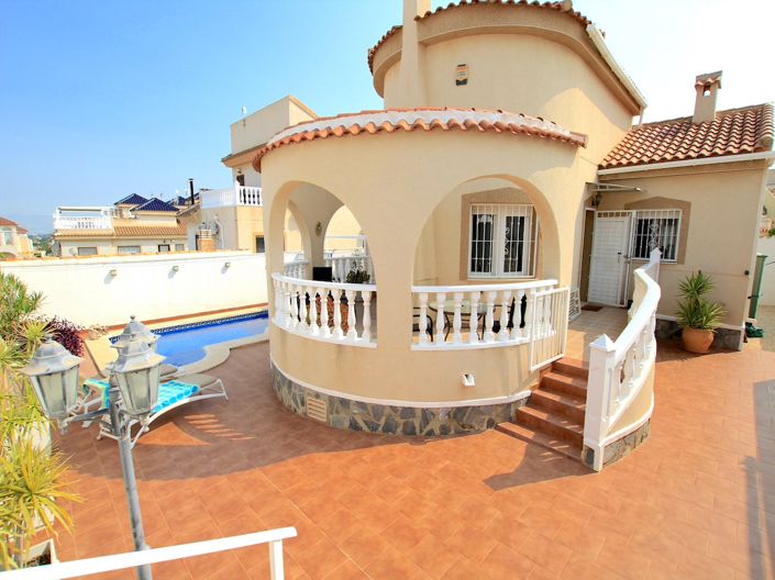 Image No.1-3 Bed Villa for sale