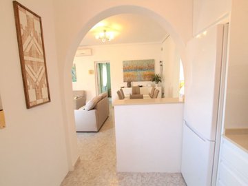 49031delightfulthreebedroomdetachedvillawithp